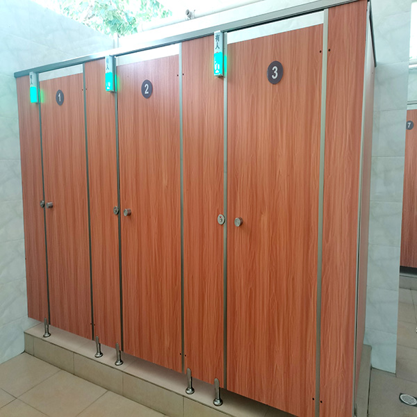 服务区公共卫生间隔断