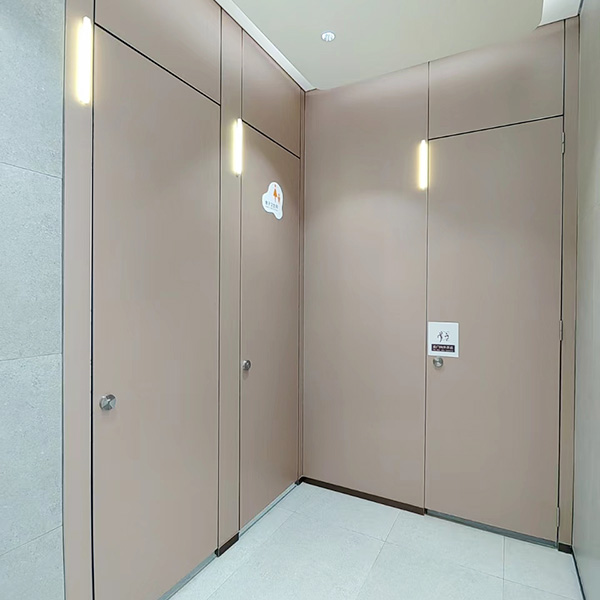 卫生间隔断材料哪种最好？